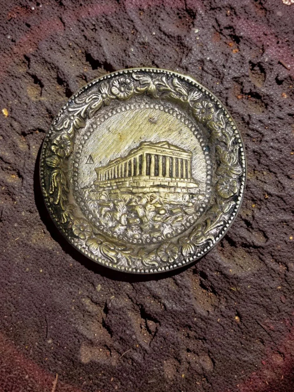 vintage 1950s-60s pewter athens greece souvenir has hallmark on back